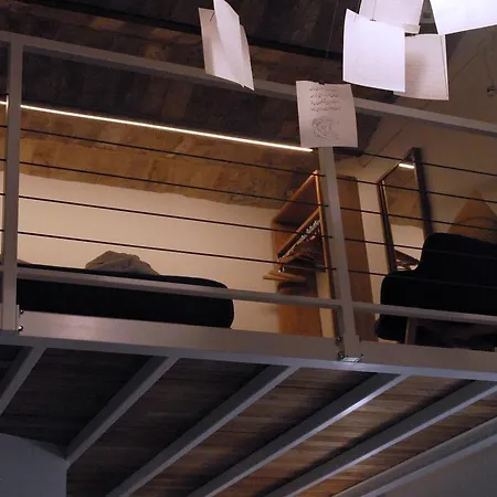 Loft 17 *